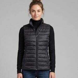 Old Navy Active Black Quilted Vest Size L